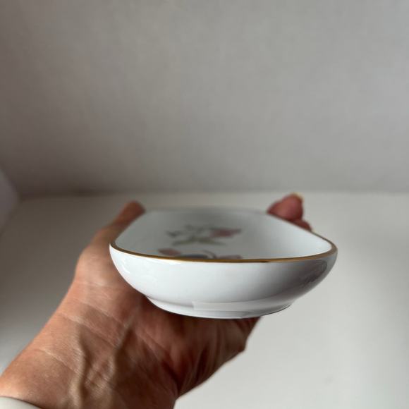 EVERHAM ROYAL WORCESTER Olive or Candy Dish 9" Gold Trimmed Berries England - Picture 6 of 12